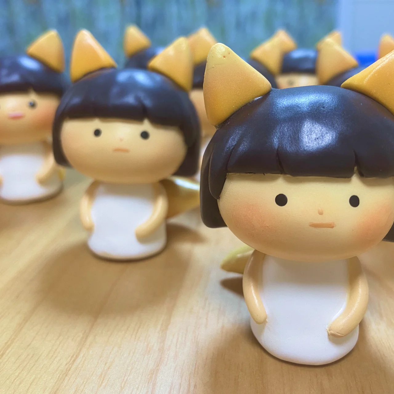 レジンキャストで作った「こんこんわらべ」のフィギュア。